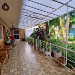 Casa de Repouso Vovó Esperança - corredor entrada